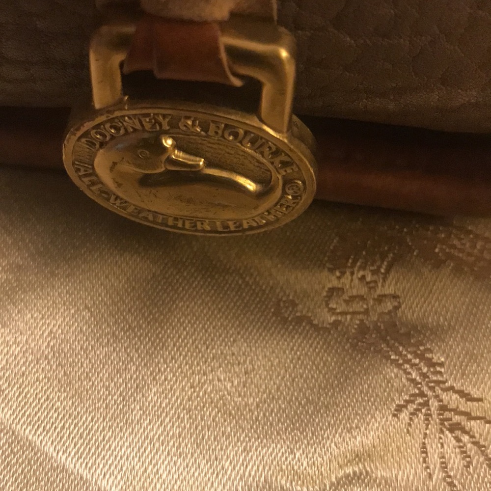 🥰💯🥰💯 vintage Dooney & Bourke!!! What A Bag💕Genuine Pebble Leather! - Picture 9 of 15